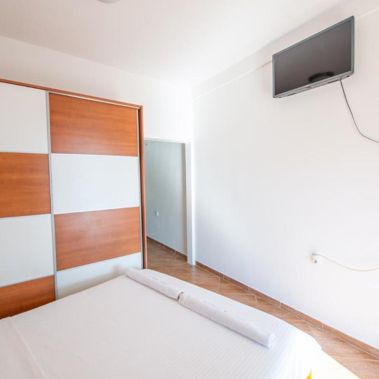 Lana Apartments - Porodična Soba sa Pogledom na More - 12