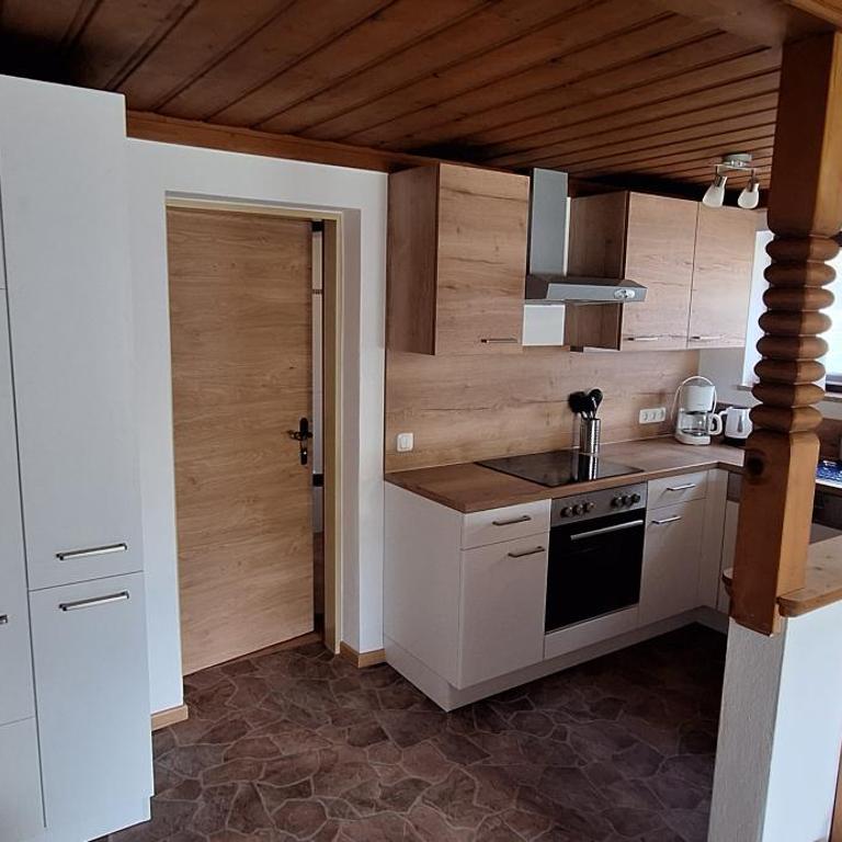 Chalet Anna Appartment - Two-Bedroom Apartment with Terrace - 11