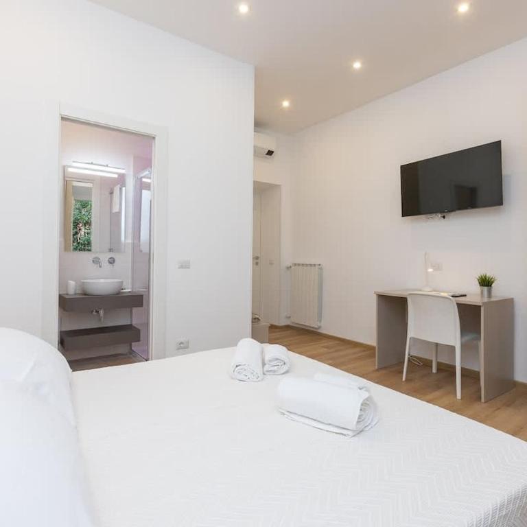 Colosseum Holidays - Three-Bedroom Apartment - Appartamento con 3 Camere da Letto - 35