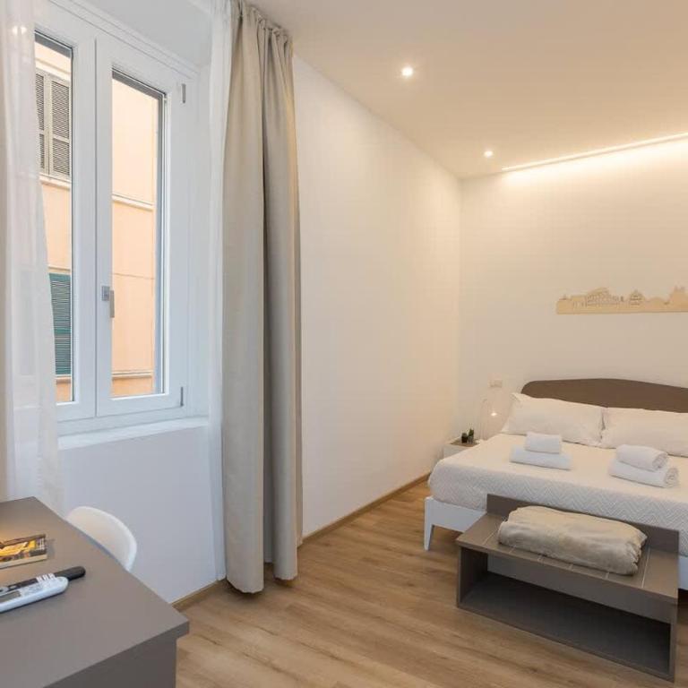 Colosseum Holidays - Three-Bedroom Apartment - Appartamento con 3 Camere da Letto - 70