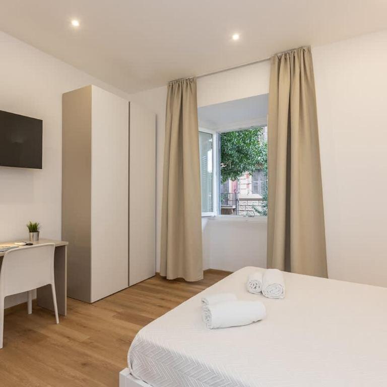 Colosseum Holidays - Three-Bedroom Apartment - Appartamento con 3 Camere da Letto - 76