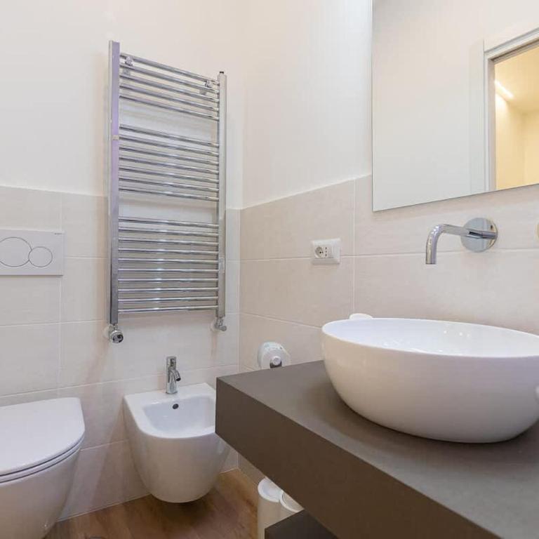 Colosseum Holidays - Three-Bedroom Apartment - Appartamento con 3 Camere da Letto - 81