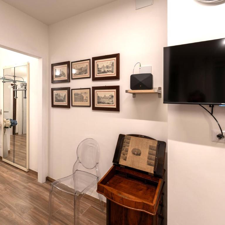 BOHEMIAN PIGNETO RHOME - 2 bdr 2 bath family friendly comfort & elegance - Colosseum at 4 metro stops - Secure & vibrant area, Pigneto metro & historic car free Island at 10 min walk - Easy access to Termini, La Sapienza, Policlinico Umberto I - Appartamento - 44