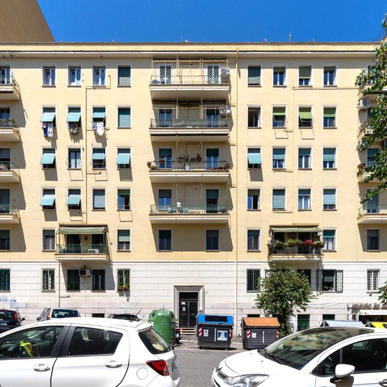 BOHEMIAN PIGNETO RHOME - 2 bdr 2 bath family friendly comfort & elegance - Colosseum at 4 metro stops - Secure & vibrant area, Pigneto metro & historic car free Island at 10 min walk - Easy access to Termini, La Sapienza, Policlinico Umberto I - Appartamento - 52