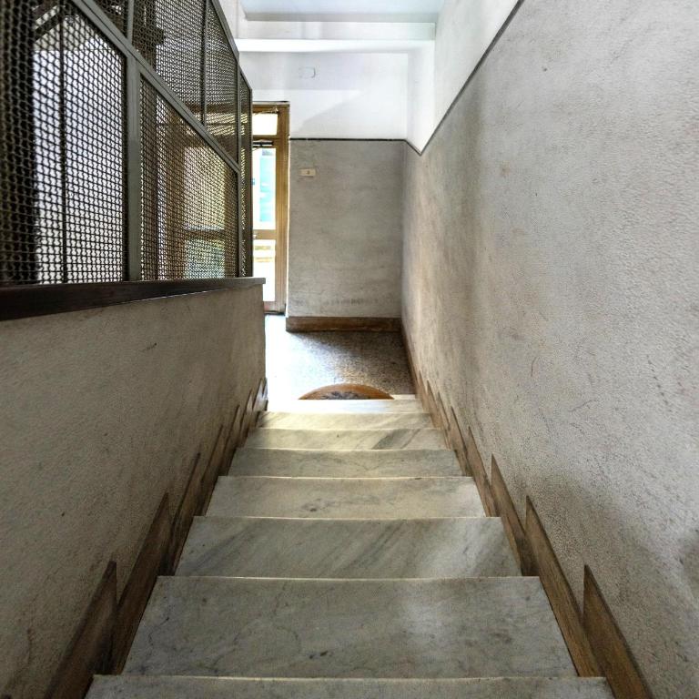 BOHEMIAN PIGNETO RHOME - 2 bdr 2 bath family friendly comfort & elegance - Colosseum at 4 metro stops - Secure & vibrant area, Pigneto metro & historic car free Island at 10 min walk - Easy access to Termini, La Sapienza, Policlinico Umberto I - Appartamento - 51