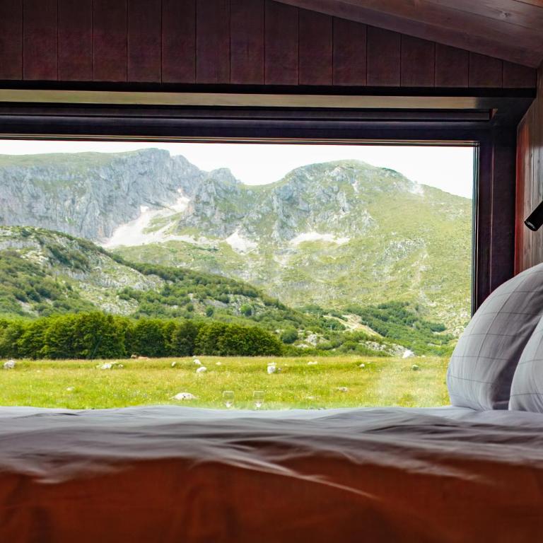 Ginger Cabins - One-Bedroom Chalet - 2