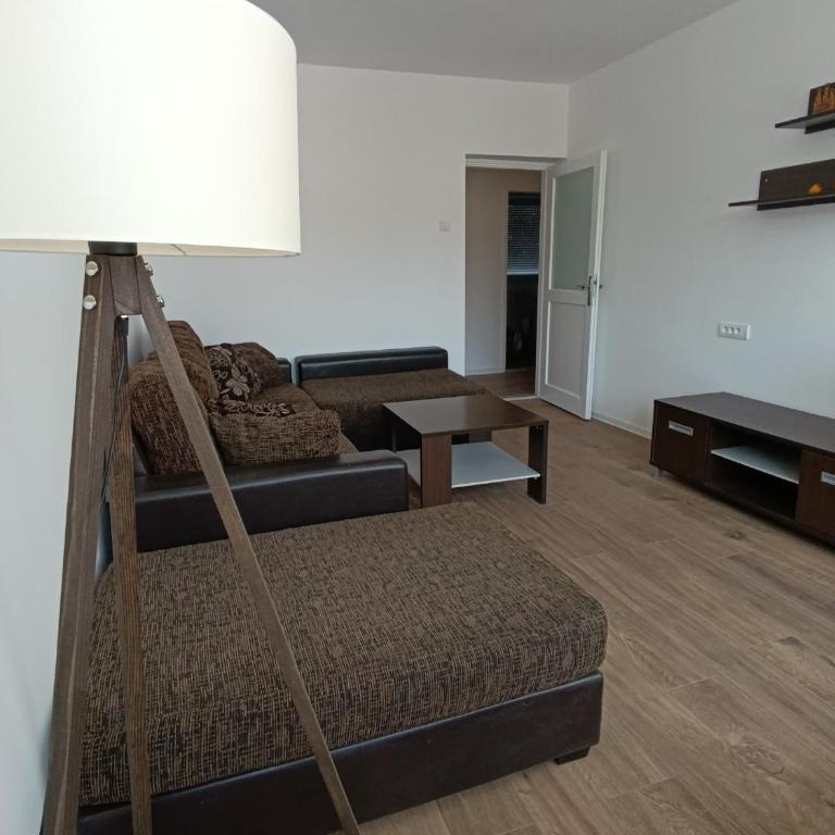 Eli's apartment - Two-Bedroom Apartment - 10