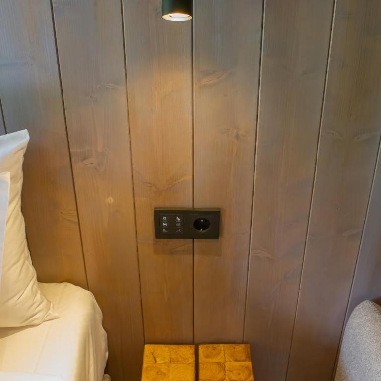 Ginger Cabins - One-Bedroom Chalet - 29