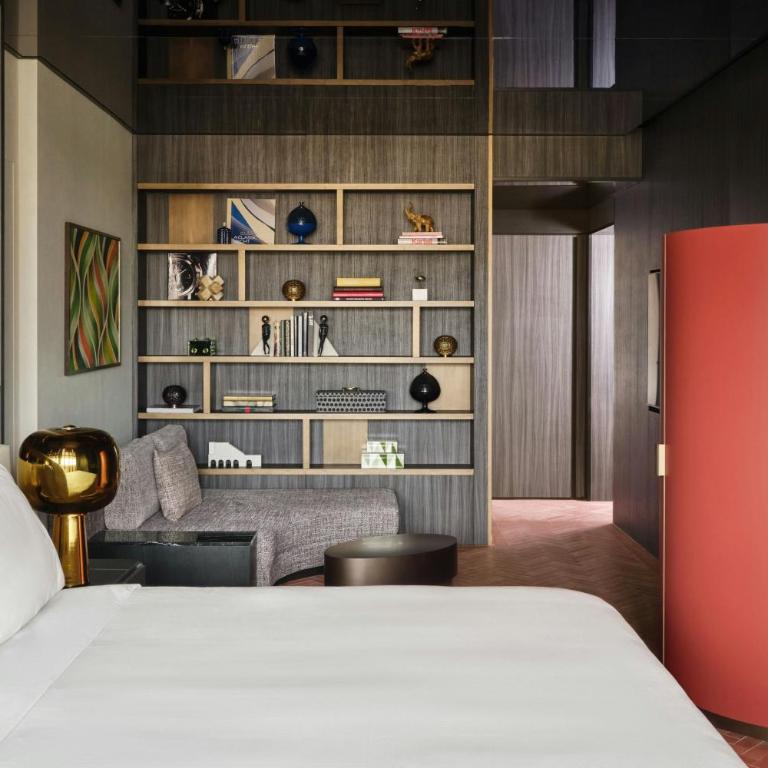 W Florence - Penthouse Signature King Suite with Duomo View and Terrace - 3