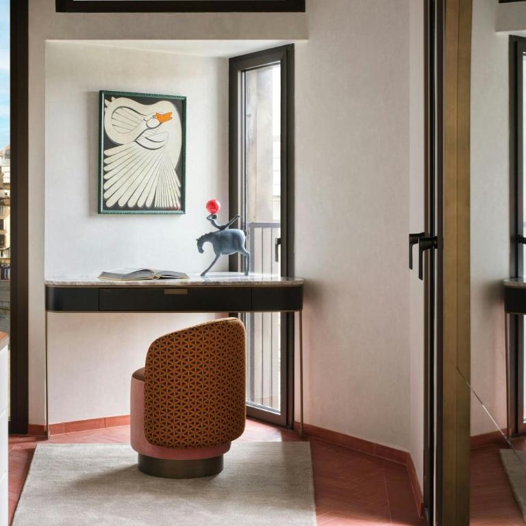 W Florence - Penthouse Signature King Suite with Duomo View and Terrace - 5