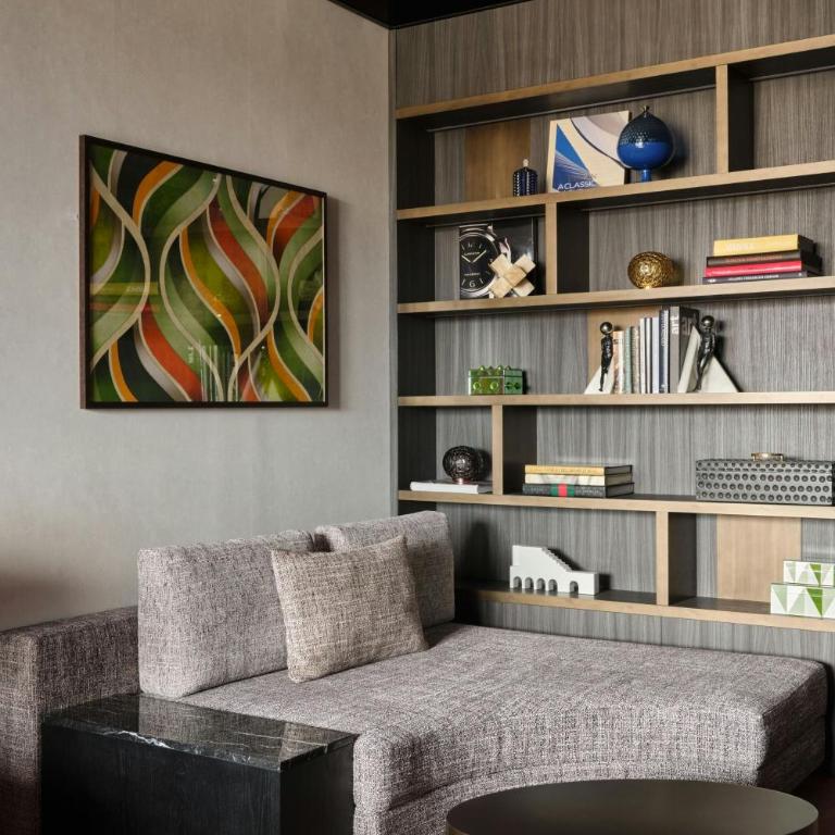 W Florence - Penthouse Signature King Suite with Duomo View and Terrace - 14