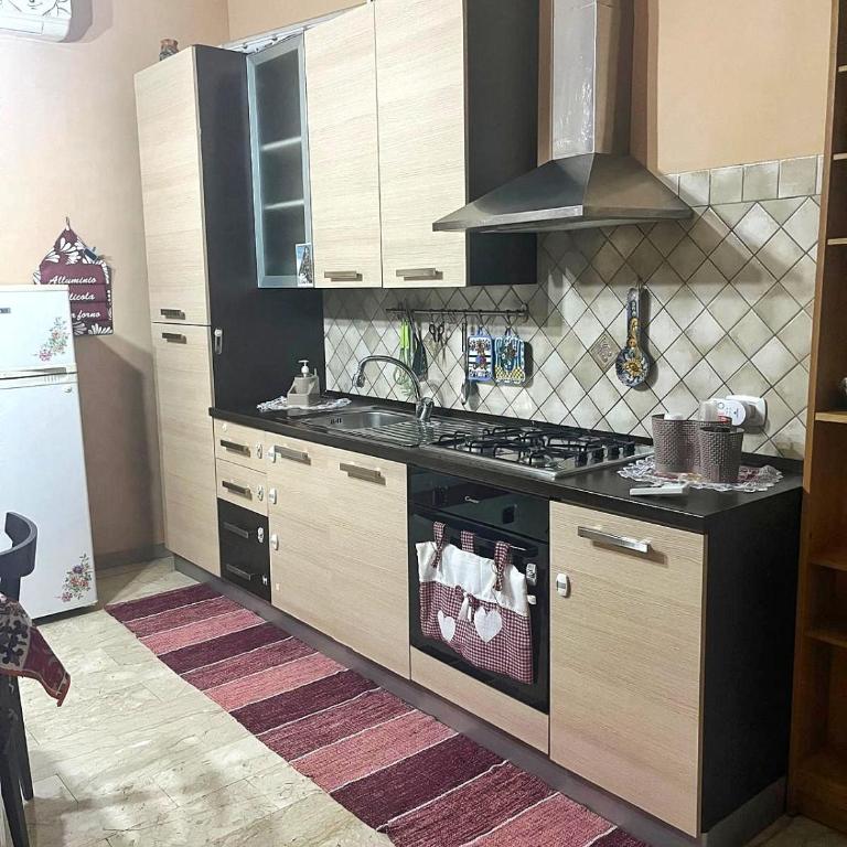 La Finestra sul Mare - Appartamento con 2 Camere da Letto e Vista Porto - 10