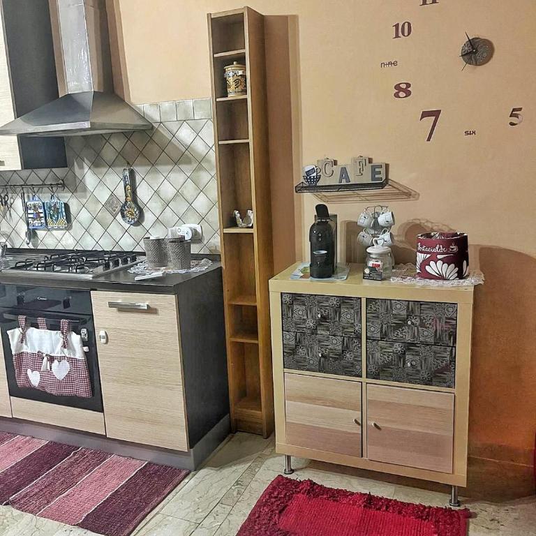 La Finestra sul Mare - Appartamento con 2 Camere da Letto e Vista Porto - 9