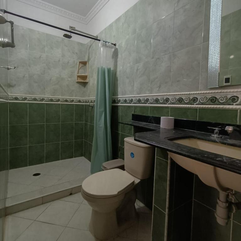 Chazze House - Three-Bedroom House - 7