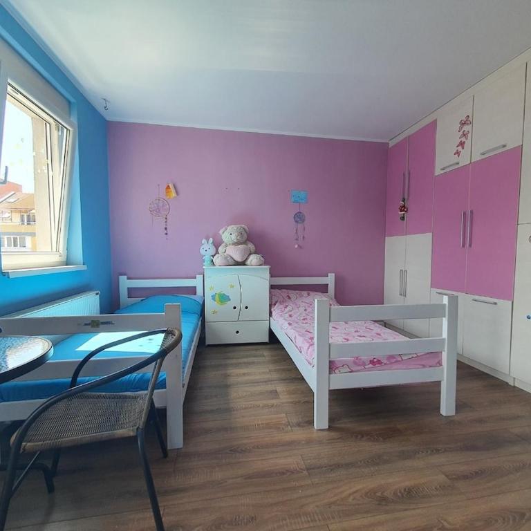 K18 apartment, spacious, in the center, with parking, 83 sqm - Apartman sa 1 Spavaćom Sobom - 3