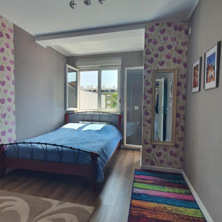 K18 apartment, spacious, in the center, with parking, 83 sqm - Apartman sa 1 Spavaćom Sobom - 9