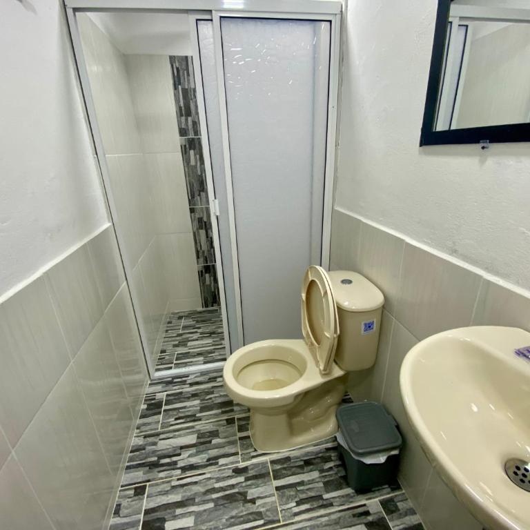 Posada Los Palitos - Double Room with Private Bathroom - 8