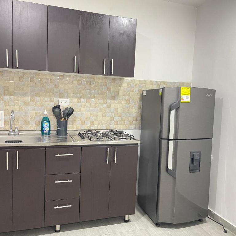 Casa de dos pisos con aire - Apartamento de 3 dormitorios - 15