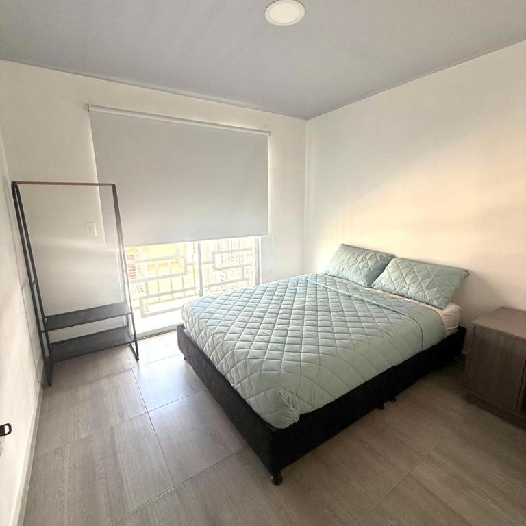 Casa de dos pisos con aire - Apartamento de 3 dormitorios - 11