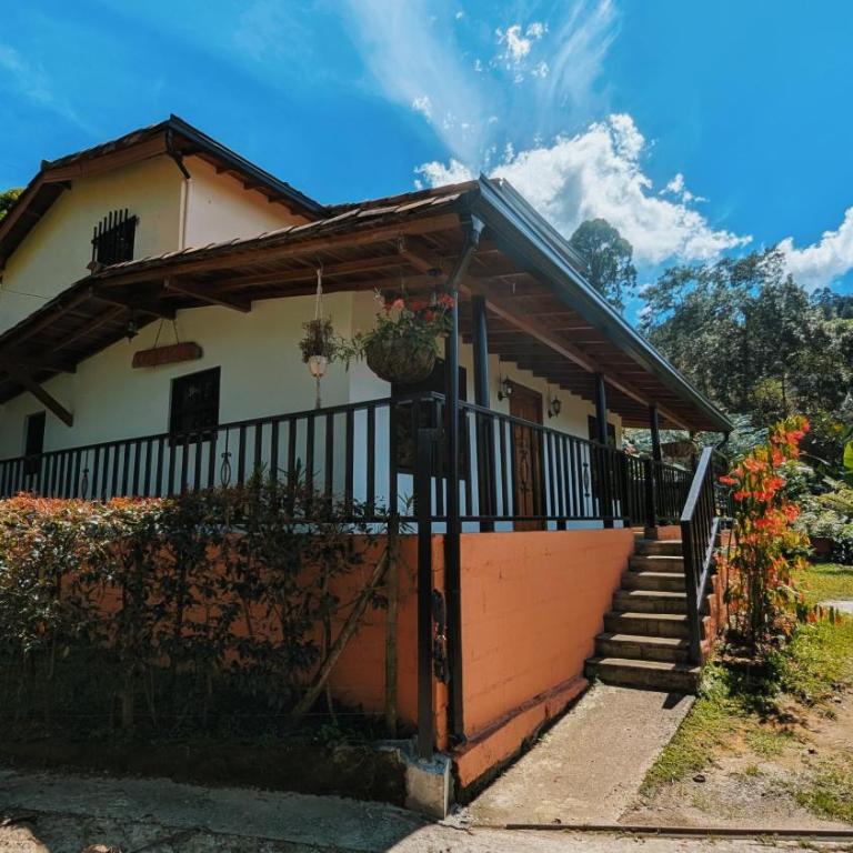 Lume refugio - Three-Bedroom House - 15