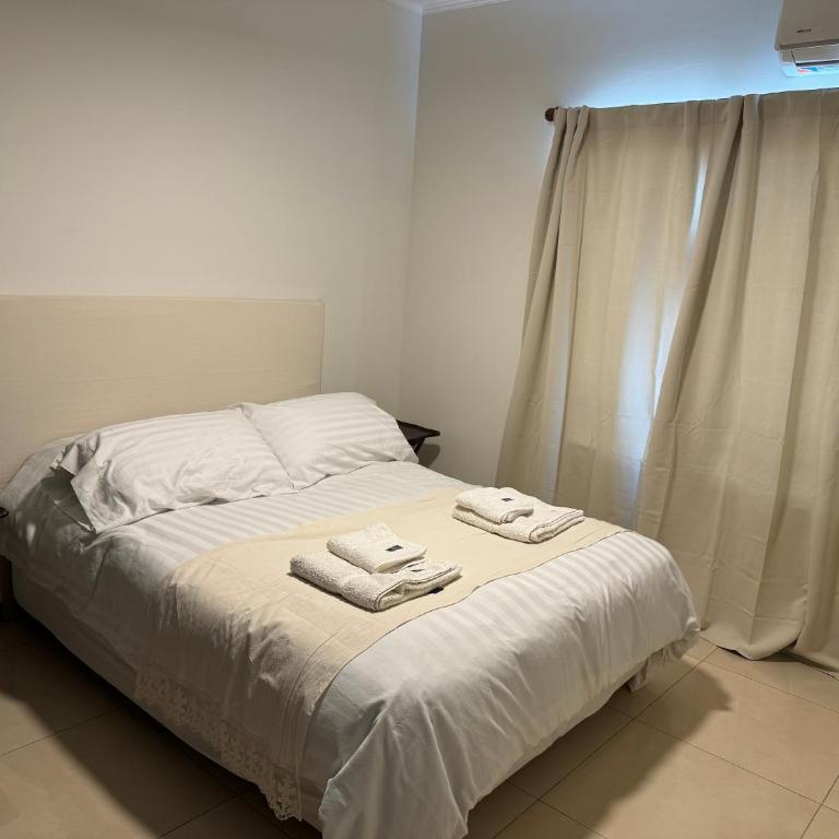 Departamento de 2 dormitorios - Two-Bedroom Apartment - 1