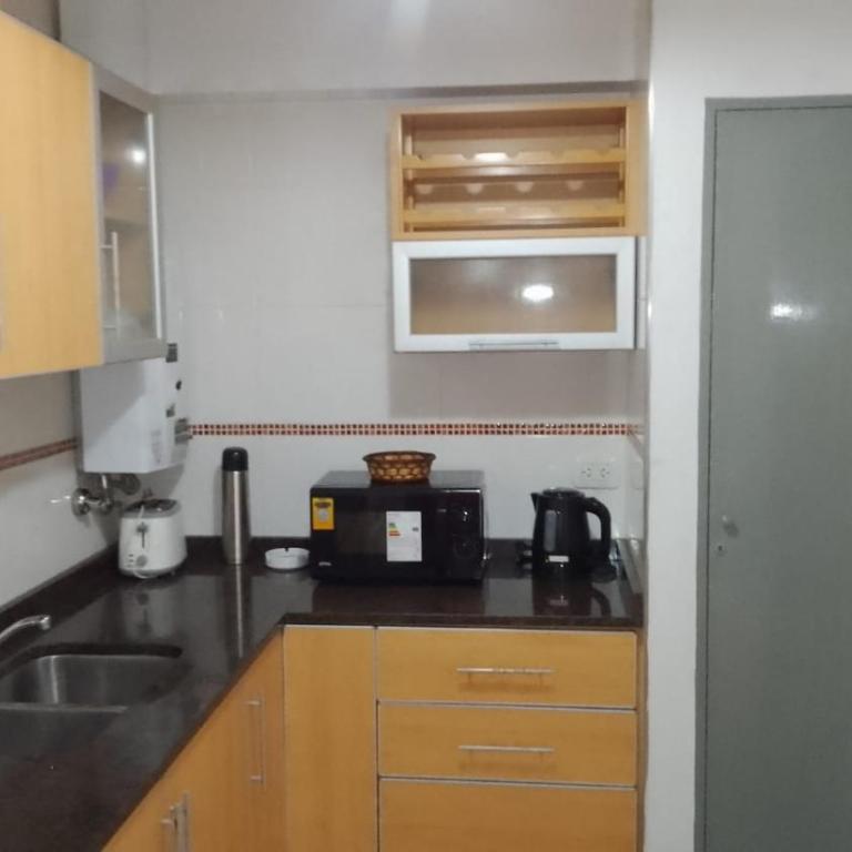 Dto dos dormitorios cerca del Español, Italiano, HPR, Club Provincial, Predio de la ex Rural, Cochera opcional - Two-Bedroom Apartment with Balcony - 5