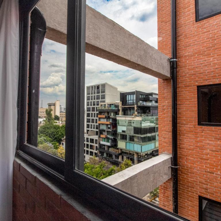 Departamento 2 Recámaras, torre con Alberca y Gym en Col Americana 803 - Two-Bedroom Apartment - 21