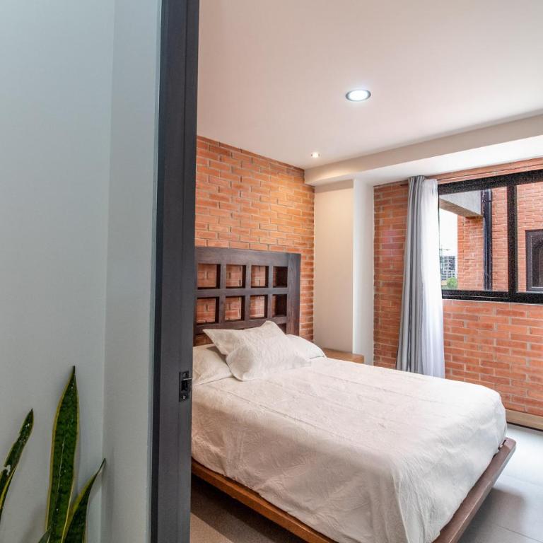 Departamento 2 Recámaras, torre con Alberca y Gym en Col Americana 803 - Two-Bedroom Apartment - 28