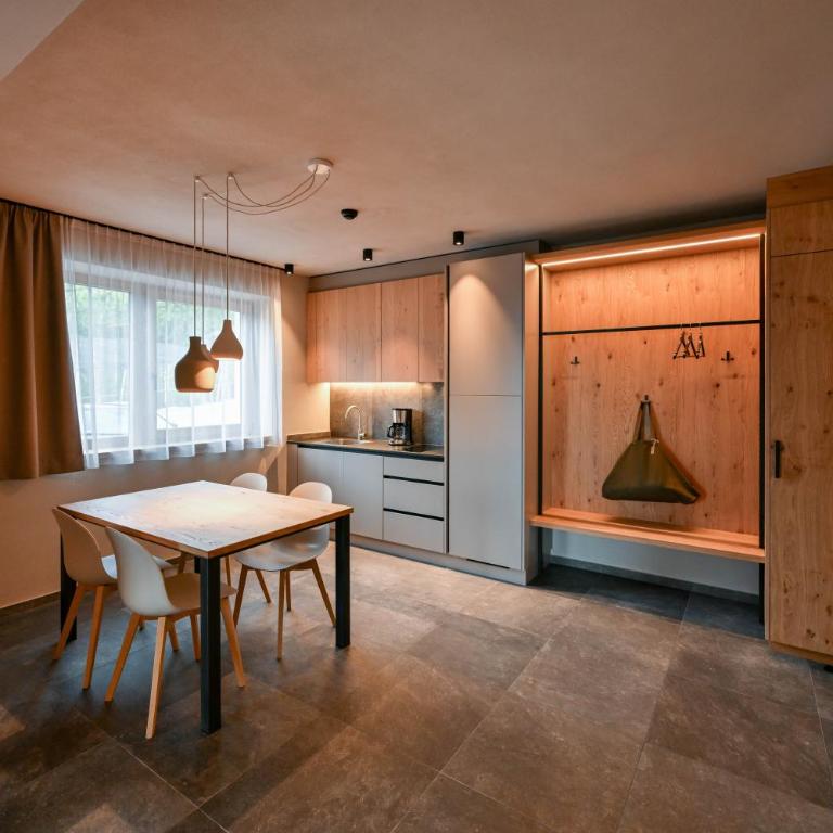 Residence Winklgut - Großes Apartment mit 1 Schlafzimmer - 1