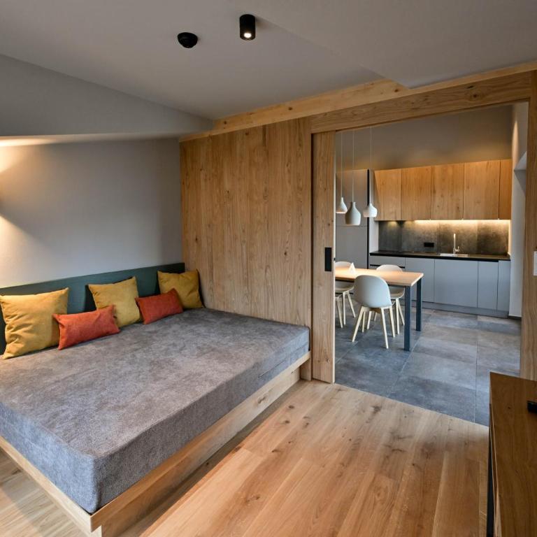 Residence Winklgut - Deluxe Apartment mit 1 Schlafzimmer und Stadtblick - 4