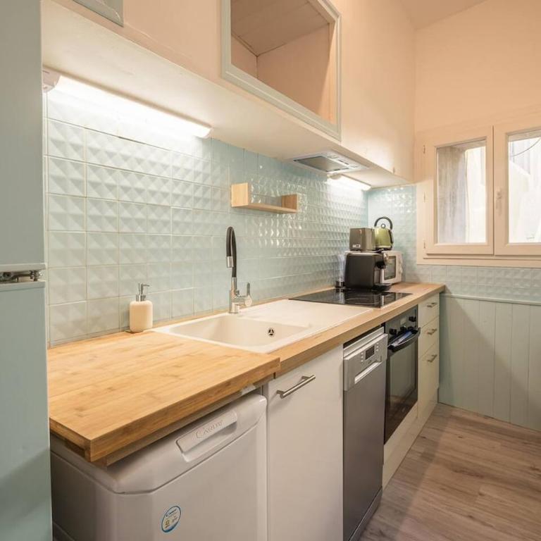 Cocon des halles - Climatisation - Terrasse - Three-Bedroom Apartment - 7