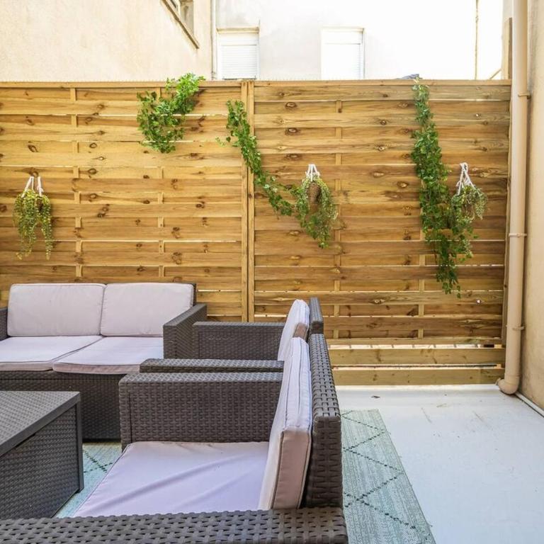 Cocon des halles - Climatisation - Terrasse - Three-Bedroom Apartment - 6