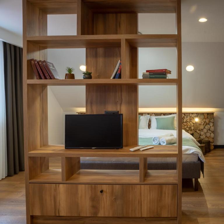 Vila Taverna - Two-Bedroom Apartment - 13