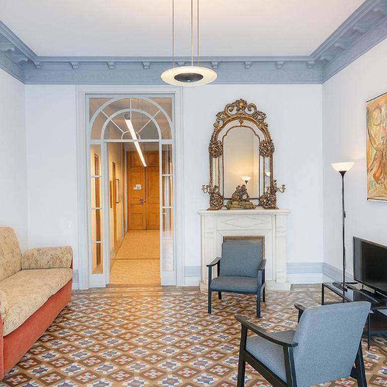 Habitat apartments Barcelona Center - Three-Bedroom Apartment - 1