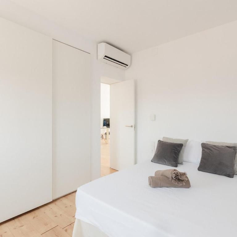 Penthouse with Terrace 2 Bedrooms 2 Bathrooms - Two-Bedroom Apartment - 22