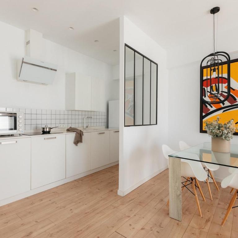Penthouse with Terrace 2 Bedrooms 2 Bathrooms - Two-Bedroom Apartment - 5