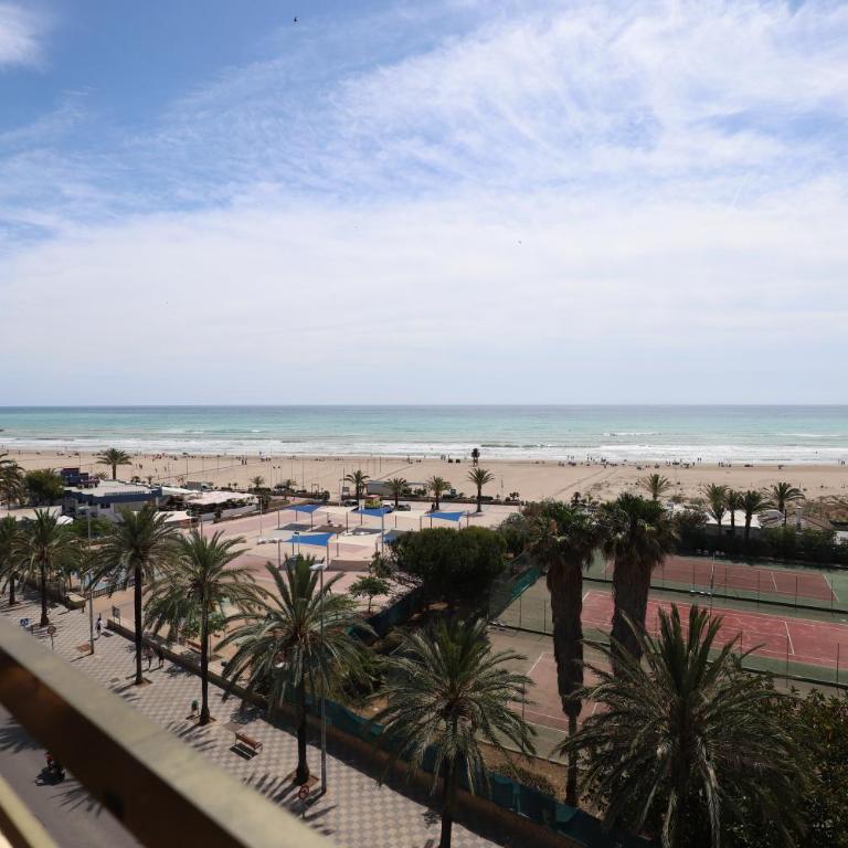 Panoramic Mediterranean Views Beachfront - Apartamento de 2 dormitorios - 1