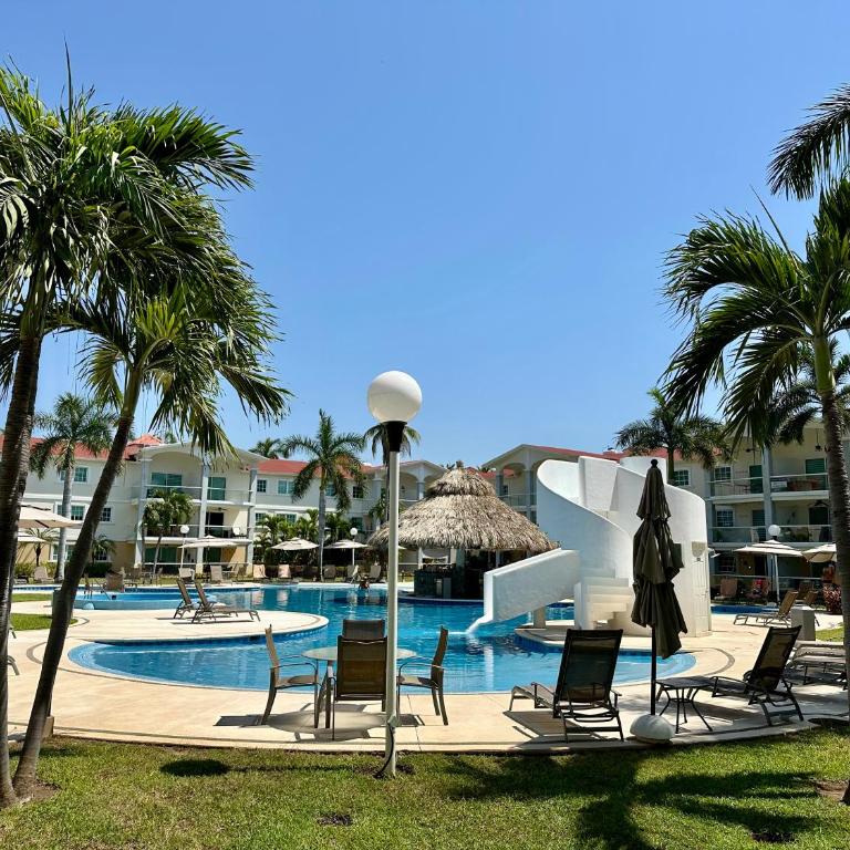 PARAISO ESCONDIDO e126 - Three-Bedroom Apartment - 1