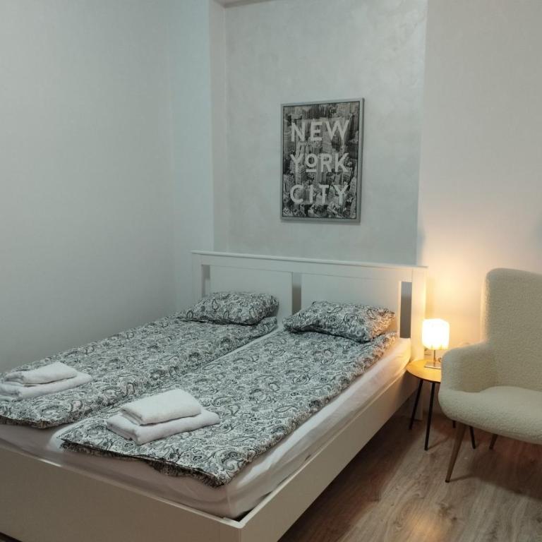Bulevar - One-Bedroom Apartment - 1