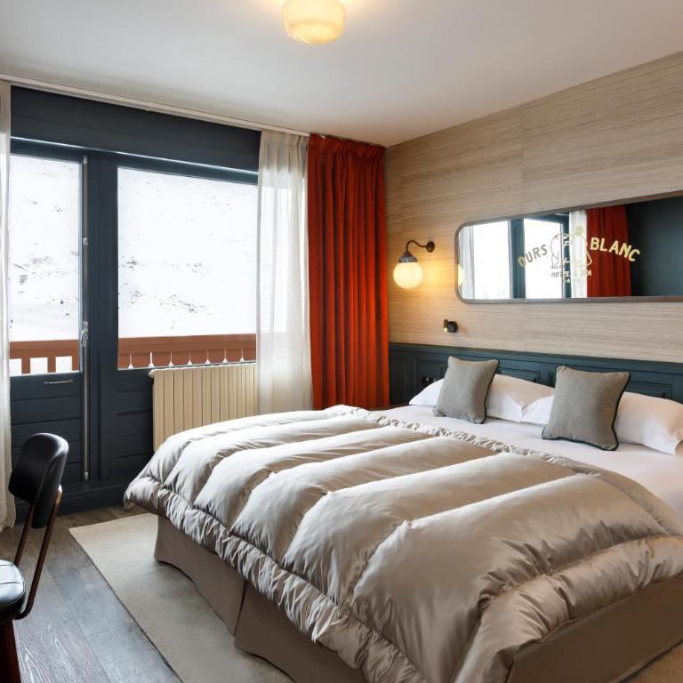 Ours Blanc Hotel & Spa - Chambre double classique avec vue sur la pointe de la Masse - 4