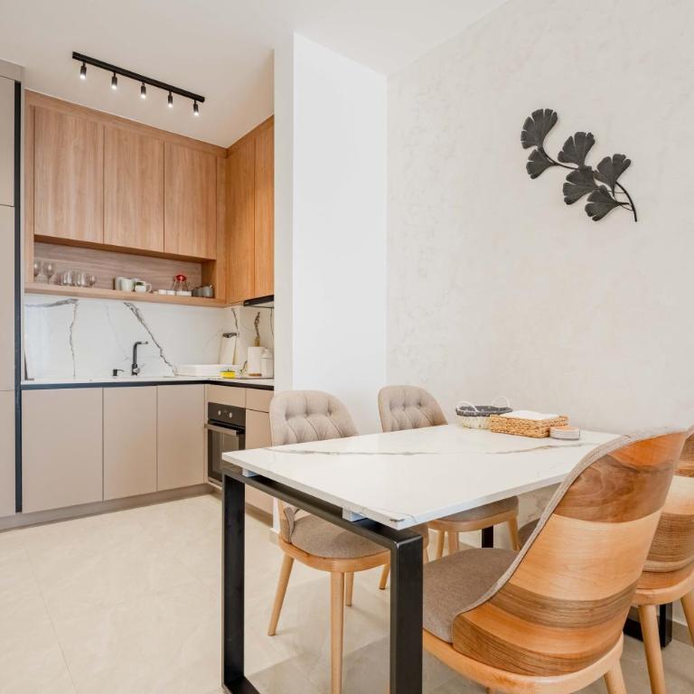 Vienna Luxury Apartments - Apartment with Mountain View - 36