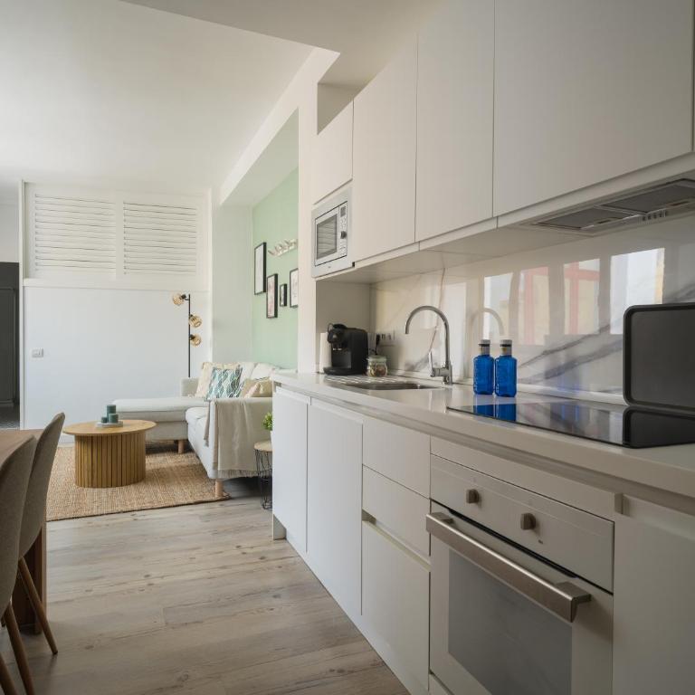 Gran apartamento con ascensor cerca playa Las Canteras BT3A - Apartamento de 2 dormitorios - 24
