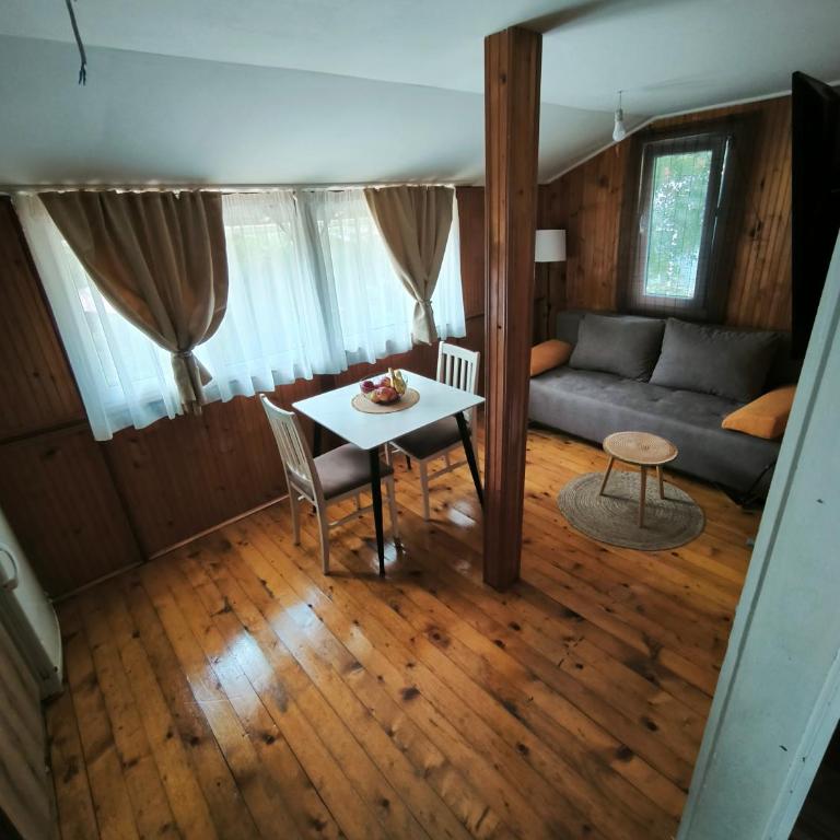 Olive cabin - Kuća maslina i mira u Đenovićima! - Two-Bedroom House - 2