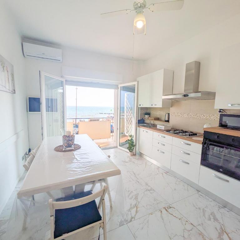 Luxury Rome by the Sea 2 - Appartamento con 2 Camere da Letto - 5