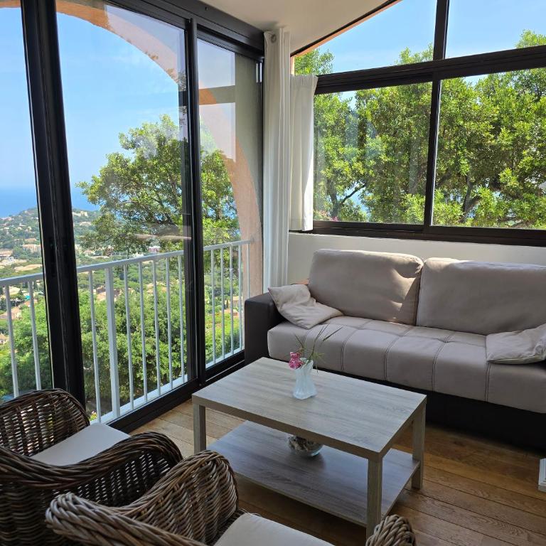 Jardin d azur Magnifique vue mer et piscine classé en 3 étoiles - Maison 2 Chambres - 2