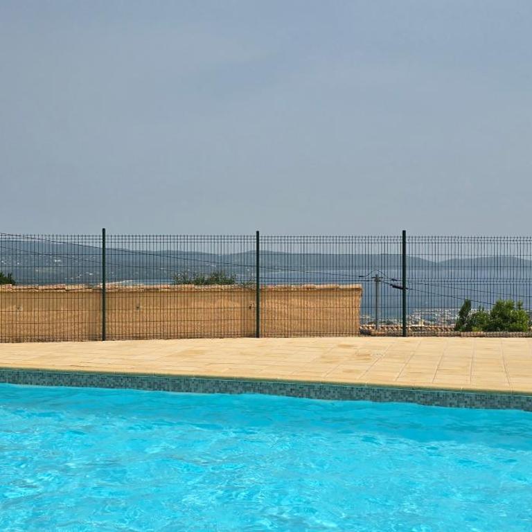 Jardin d azur Magnifique vue mer et piscine classé en 3 étoiles - Maison 2 Chambres - 28