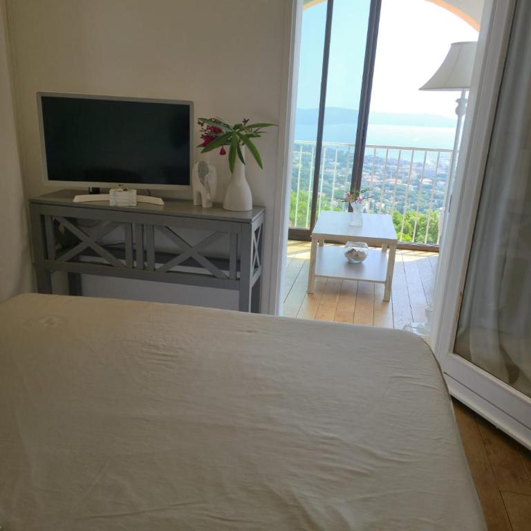 Jardin d azur Magnifique vue mer et piscine classé en 3 étoiles - Maison 2 Chambres - 15