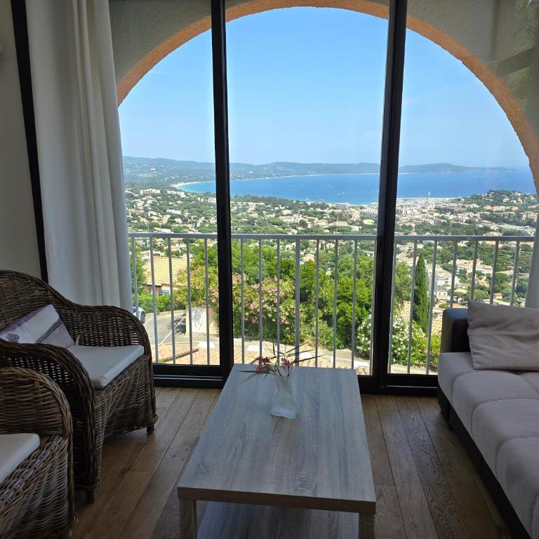 Jardin d azur Magnifique vue mer et piscine classé en 3 étoiles - Maison 2 Chambres - 3