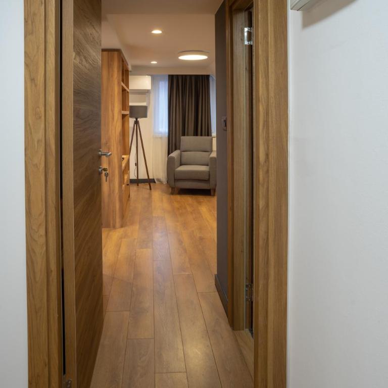 Vila Taverna - Deluxe Quadruple Room - 23
