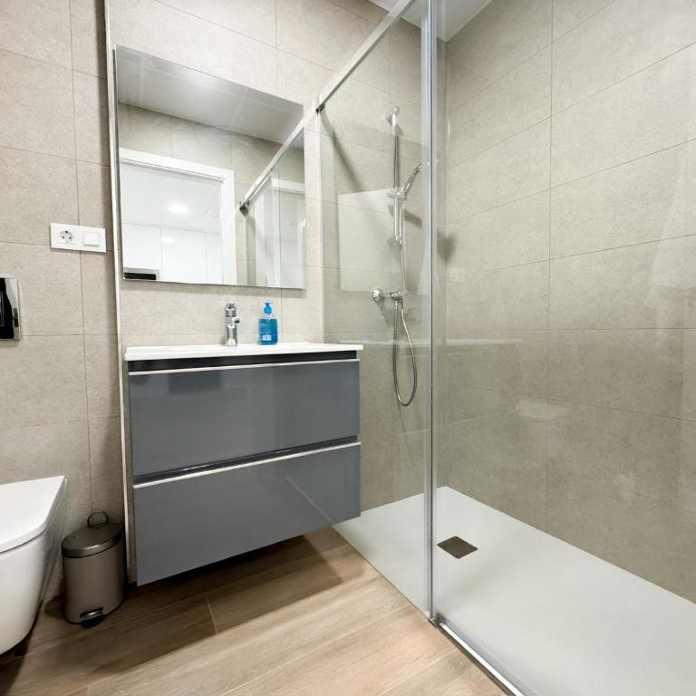 Two bedrooms luxury ground floor apartment in the Sun - Apartamento de 2 dormitorios con vistas a la piscina - 9